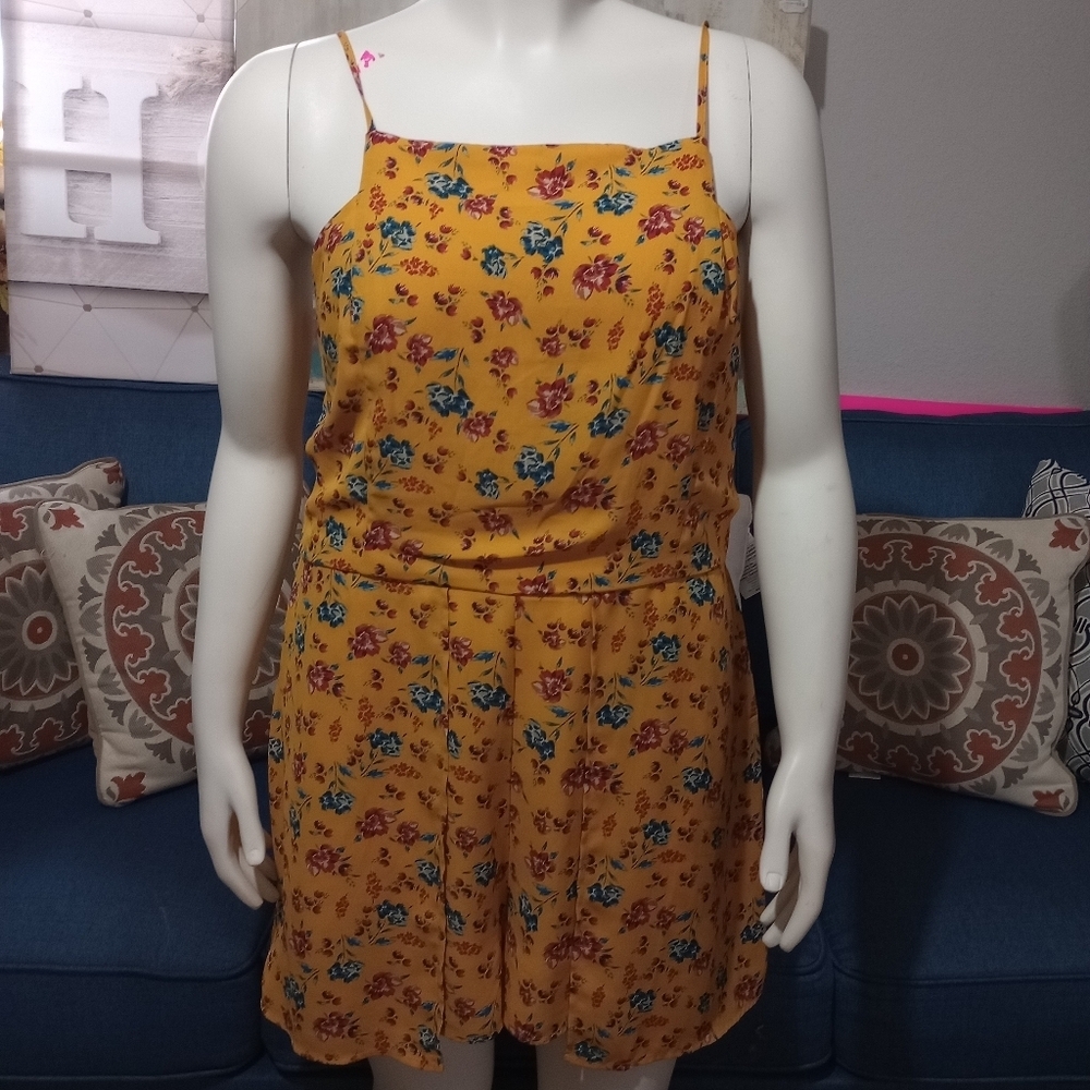 Xhilaration romper for women size XL